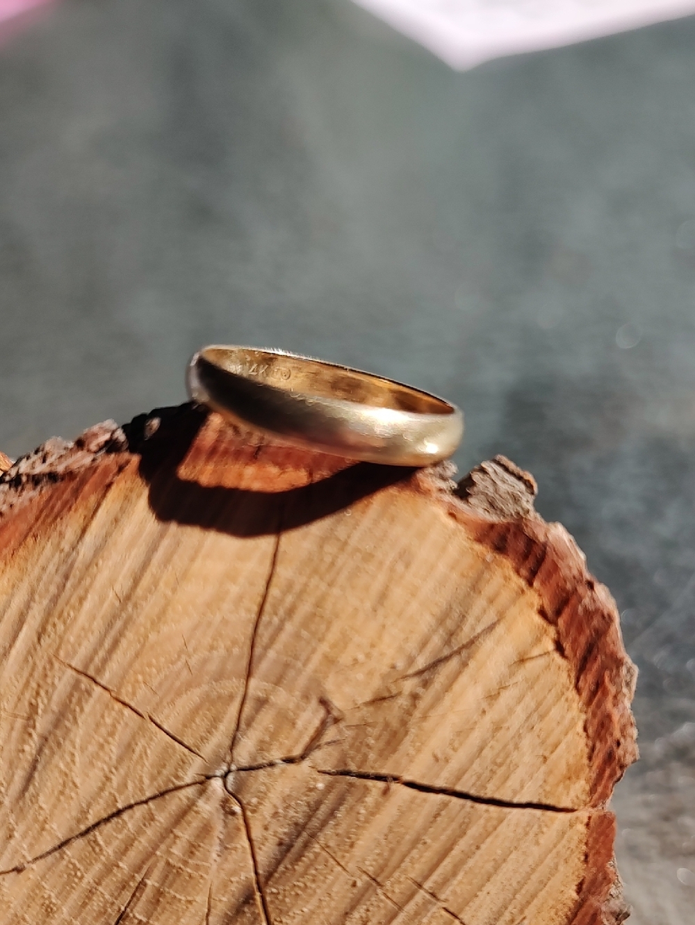 14k Classic Gold Band Ring - Simple Polished Finish